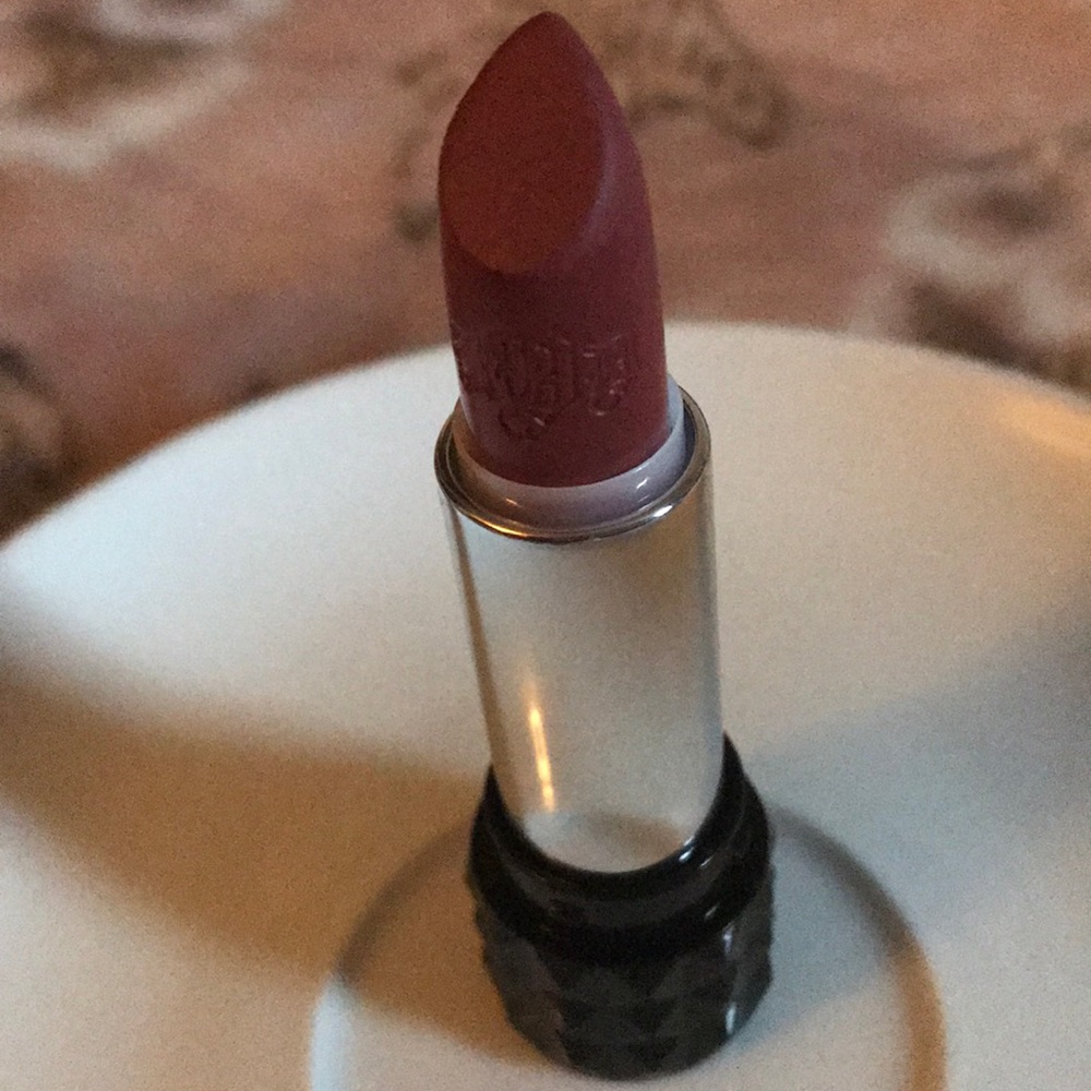 Kat Von D Lolita Matte Lipstick